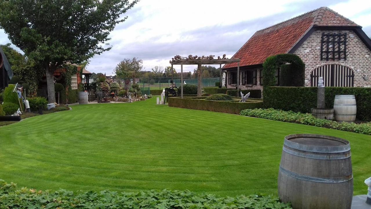 Vakantieverblijf-Beestenboel Retie ภายนอก รูปภาพ