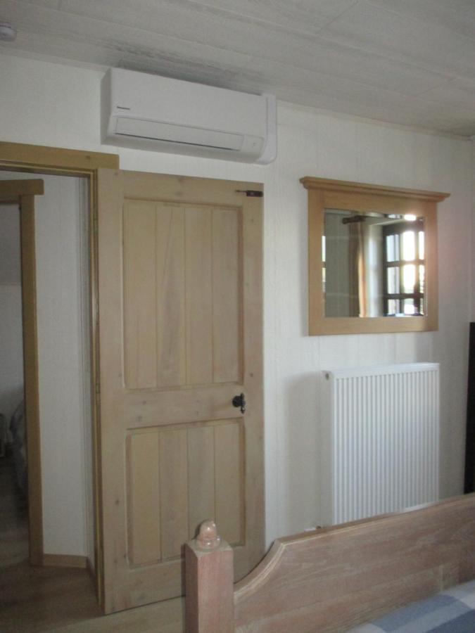 Vakantieverblijf-Beestenboel Retie ภายนอก รูปภาพ